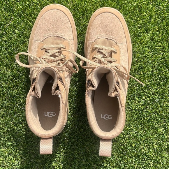 NWT UGG The Lug Chukka Boot! - Picture 9 of 15